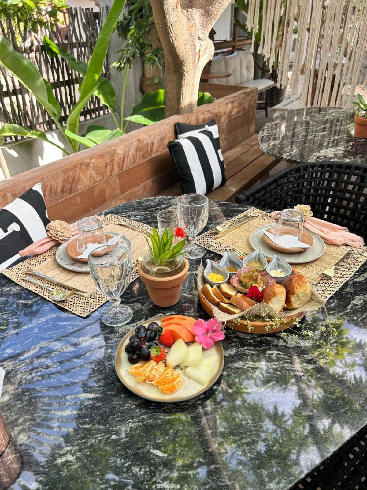 Villa Pantai Boutique Hotel Atins Esterno foto